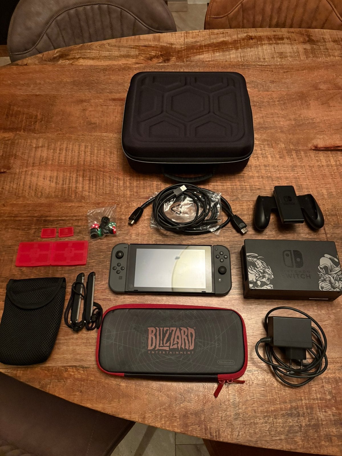 Nintendo Switch Diablo edition, Spelcomputers en Games, Ophalen, Zo goed als nieuw, Met 1 controller, Switch Original