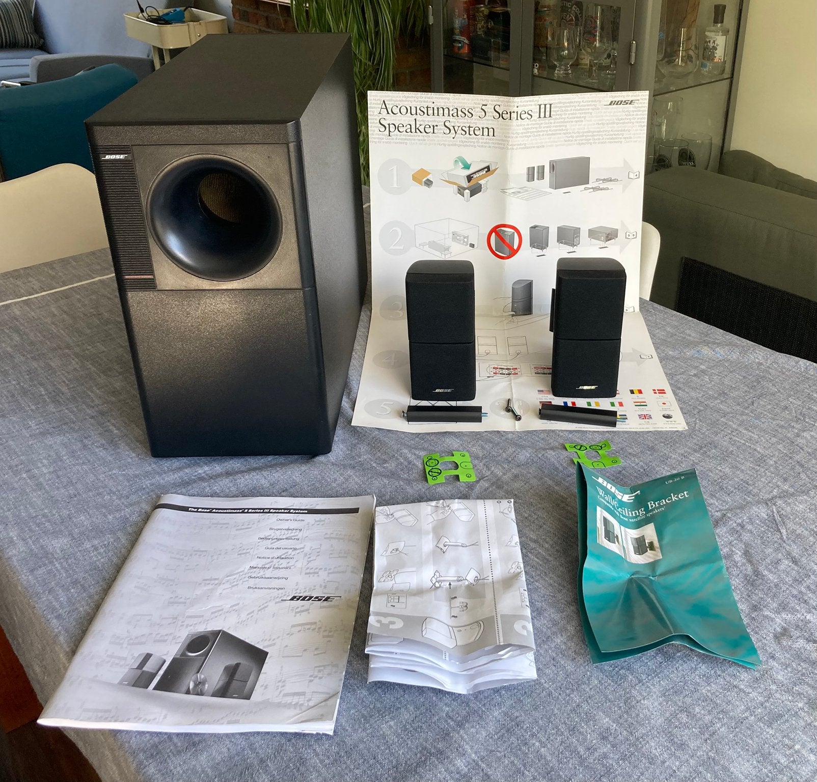 Bose Acoustimass 5 series III zwart, Speakerset, Zo goed als nieuw, Bose, Inclusief muurbeugels