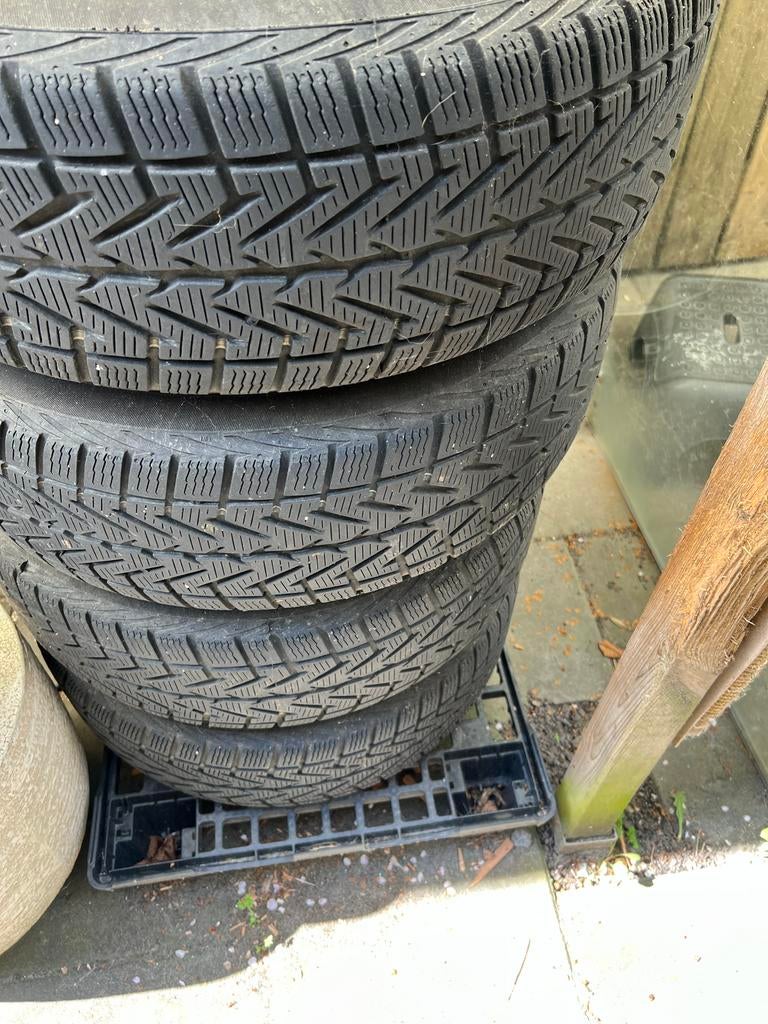 Winterbanden met velgen 5x114,3 ET40 - Hyundai Tucson, Ophalen, Gebruikt, Winterbanden, Banden en Velgen