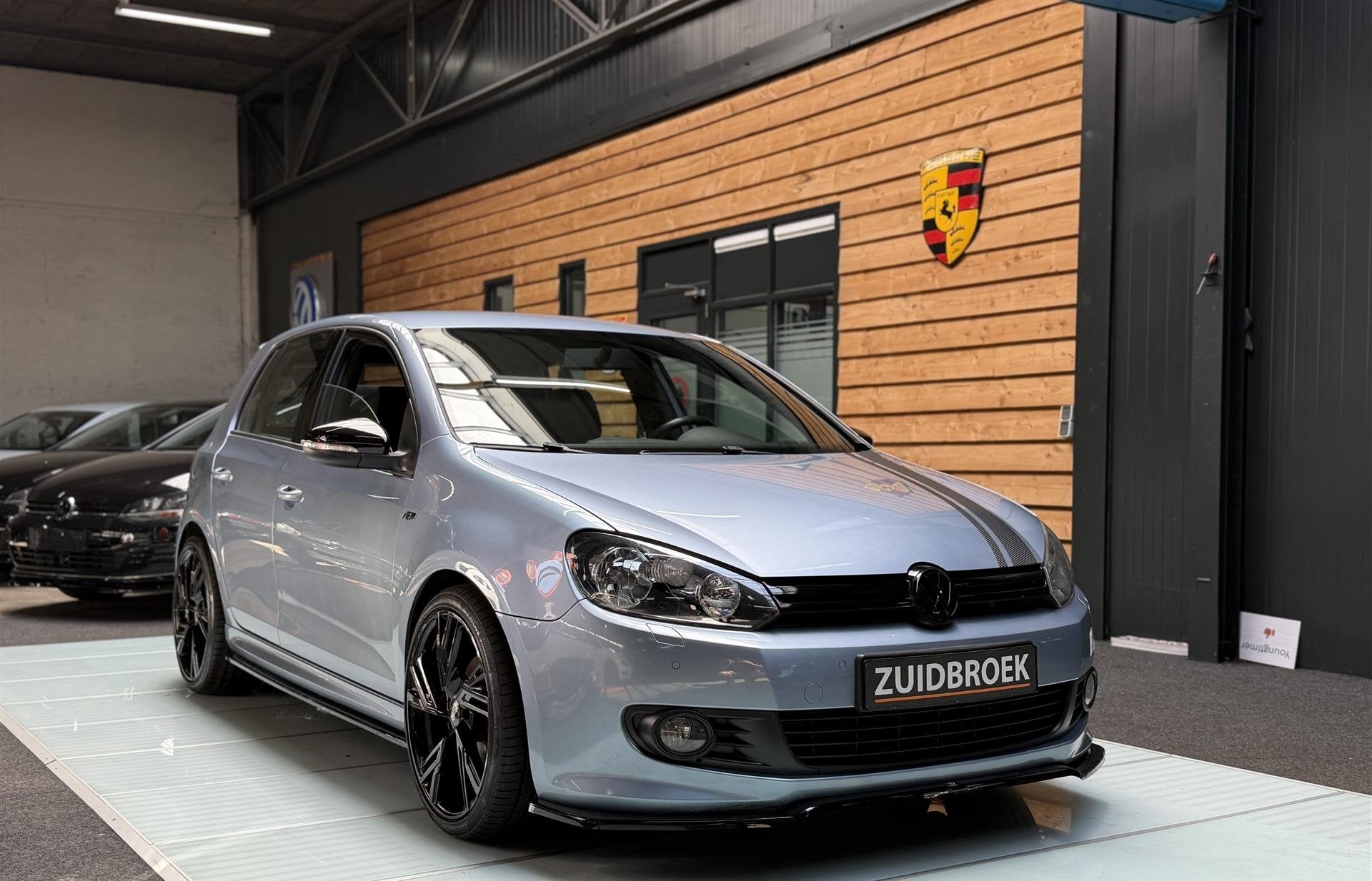 Foto 6 van Volkswagen Golf 1.4 TSI 122PK Carplay | Maxtonn | 19'' sport