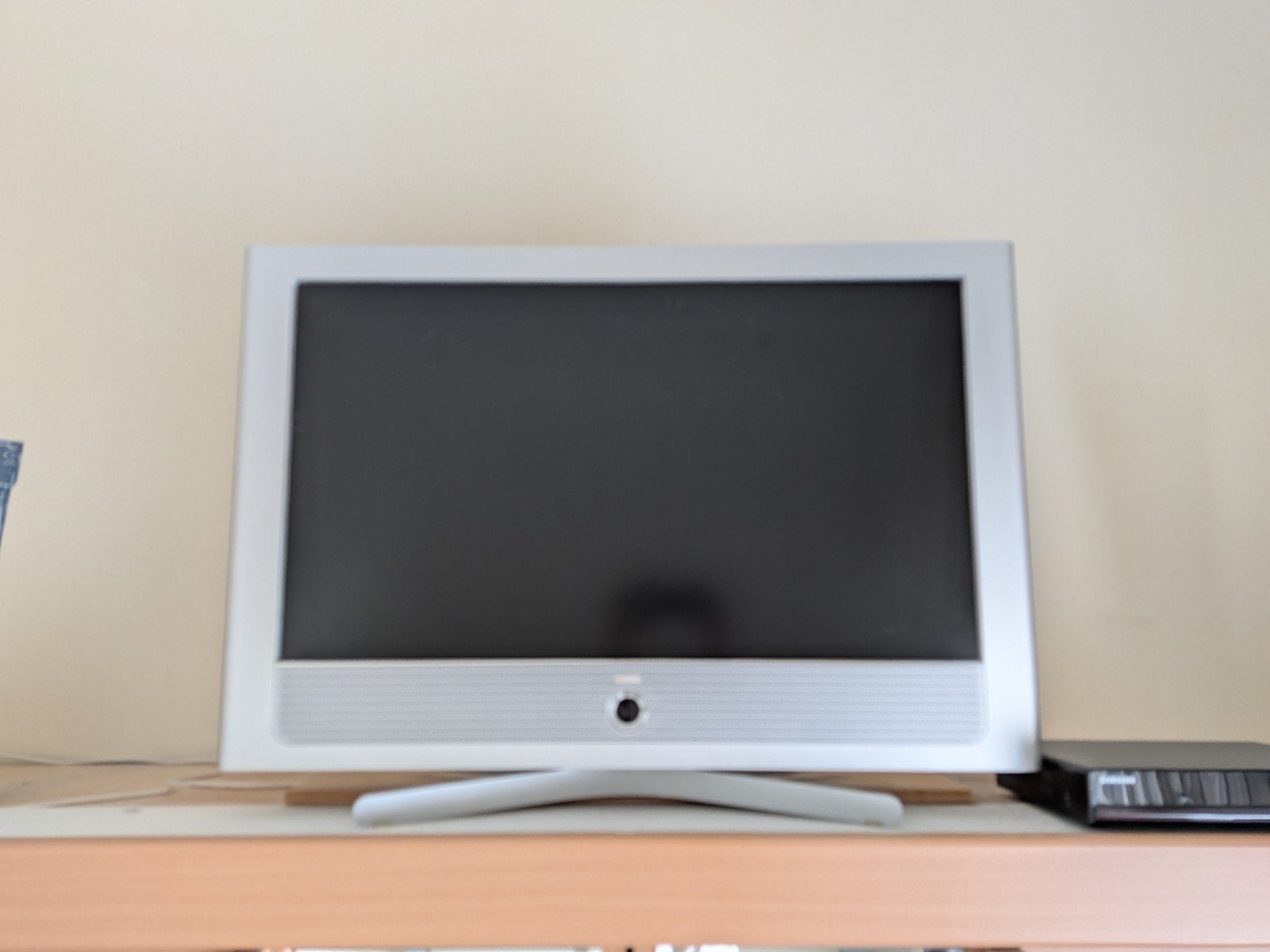 Loewe Connect 37 Full HD LCD TV met afstandsbediening, Audio, Tv en Foto, Televisies, Ophalen