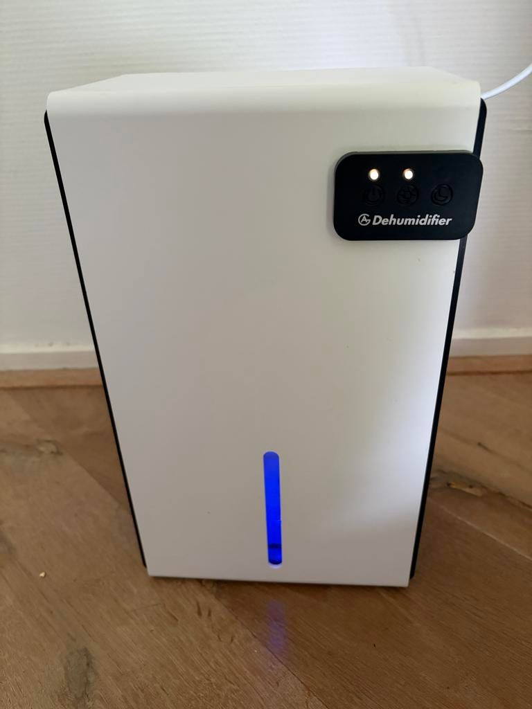 Dehumidifier AG240 Luchtontvochtiger voor ruimtes 10-35m2, Witgoed en Apparatuur, Ophalen of Verzenden, Zo goed als nieuw, Luchtontvochter