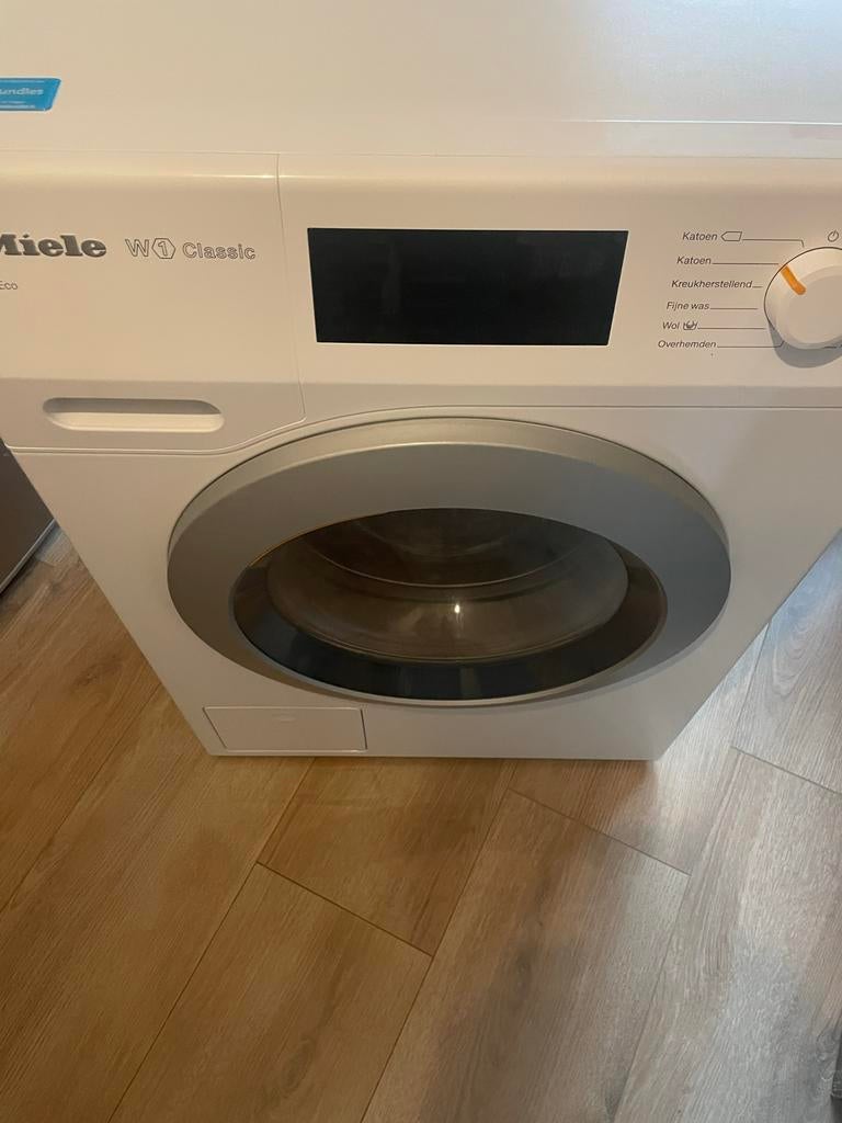 Miele W1 Classic DEFECT!!!, Ophalen of Verzenden, Voorlader, Niet werkend, Kort programma