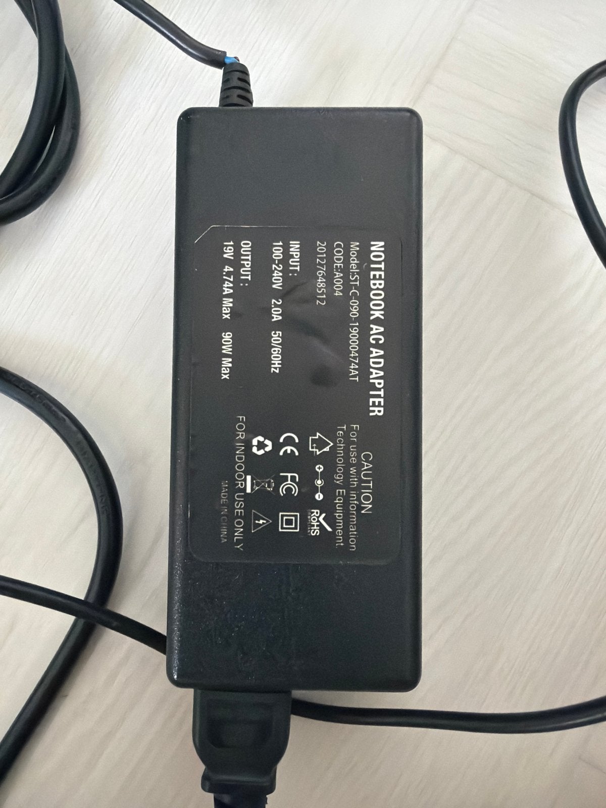 Universele laptop adapter 19V 4.74A 90W, Ophalen of Verzenden, Gebruikt