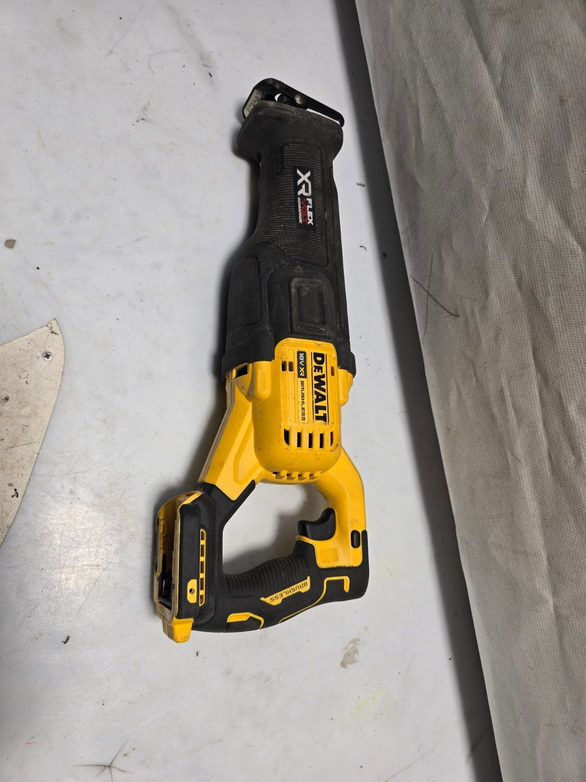 DeWALT DCS386NT-XJ 18V / 54v XR reciprozaag met FLEXVOLT, Ophalen of Verzenden, Dewalt, N.v.t, N.v.t