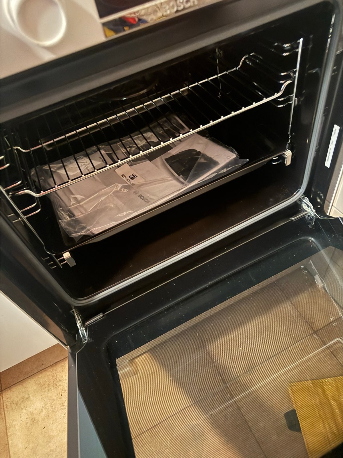 Bosch Fornuis HXN391E20N - Zo goed als nieuw, Hete lucht, 60 cm of meer, Zo goed als nieuw, Energieklasse A of zuiniger