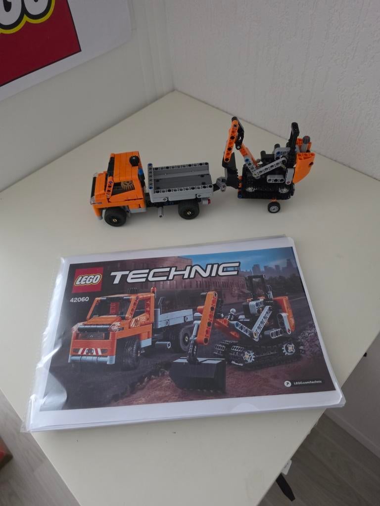 Lego technic graafmachine transport 42060, G1, Ophalen of Verzenden, Zo goed als nieuw