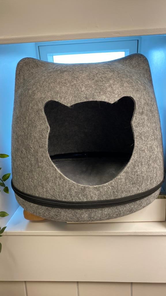 Kattenmand van vilt, Ophalen, Zo goed als nieuw, Pluche