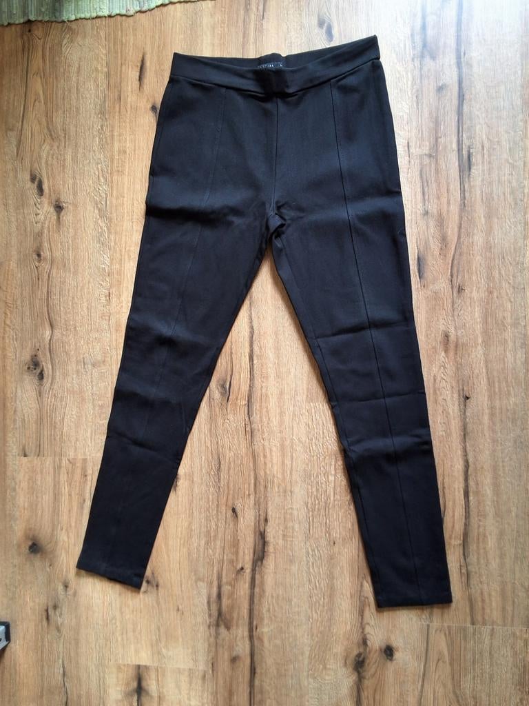 Pescara maat L, Kleding | Dames, Broeken en Pantalons, Maat 38/40 (M), Zwart, Pescara, Ophalen of Verzenden