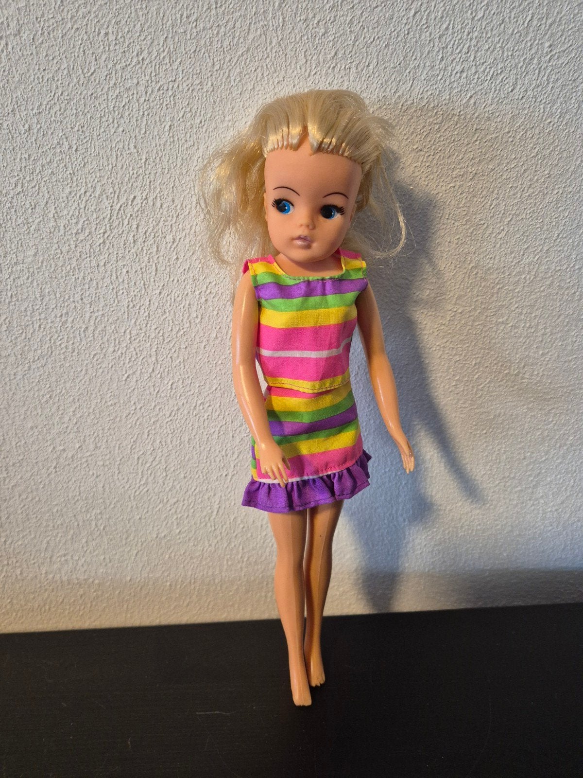 Vintage Sindy pop met gestreepte jurk van barbie, Ophalen of Verzenden, Gebruikt, Overige typen