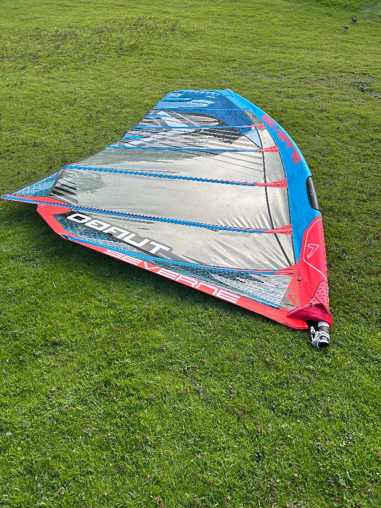 Serverne Turbo 8.6 incl mast en giek, Watersport en Boten, Windsurfen, Ophalen, Zeil, Gebruikt, Met giek