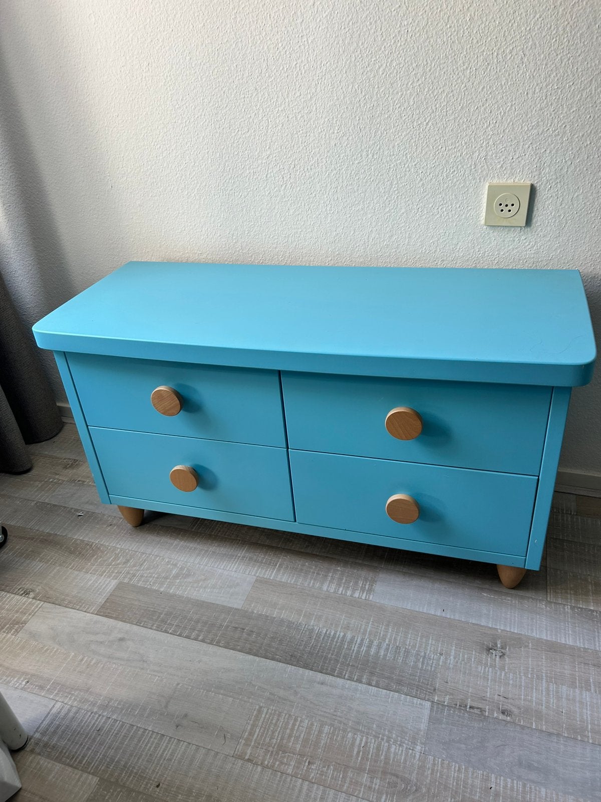 Blauw kastje, Ophalen, Gebruikt