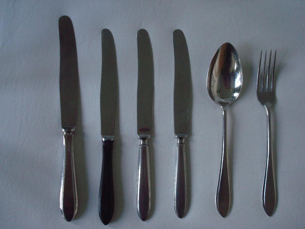 Gero Zilmeta 718 Puntfilet messen vorken lepels, Antiek en Kunst, Ophalen of Verzenden