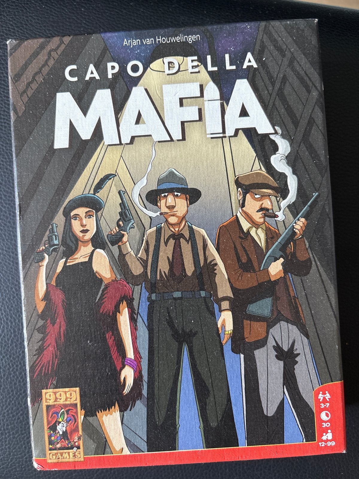 Capo Della Mafia Kaartspel - 999 Games, Hobby en Vrije tijd, Gezelschapsspellen | Kaartspellen, Drie of vier spelers, Ophalen