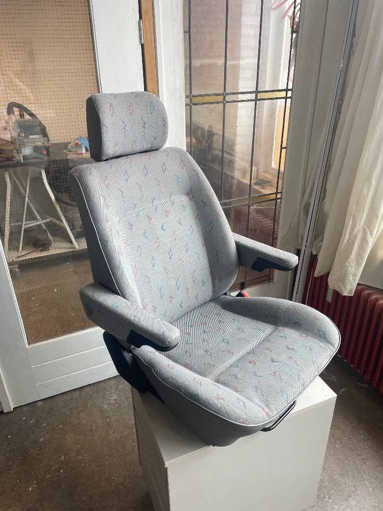 VW T4 voorstoel – Transporter / Multivan / Caravelle, Ophalen, Gebruikt, Volkswagen
