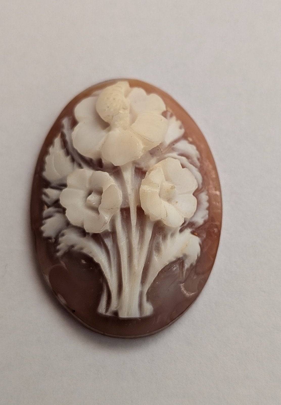 Camee met Bloemenboeket - Prachtig Handgesneden, Ophalen of Verzenden, Overige materialen, Hanger