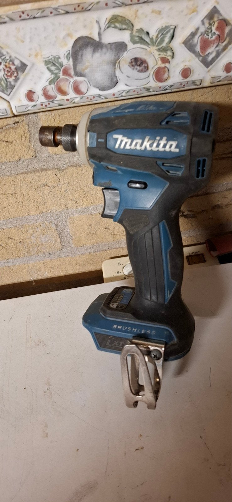Makita  LXT Slagmoersleutel - Gebruikt zonder accu, Doe-het-zelf en Verbouw, Gereedschap | Boormachines, Ophalen of Verzenden