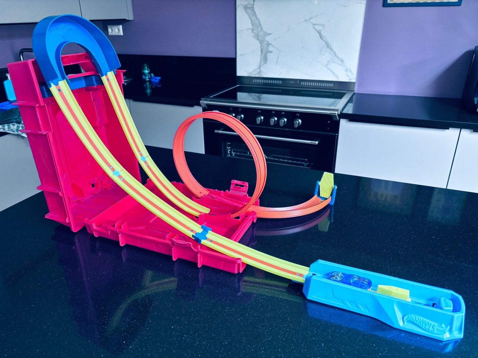 Hot Wheels Track Builder Unlimited met auto, Ophalen of Verzenden, Gebruikt