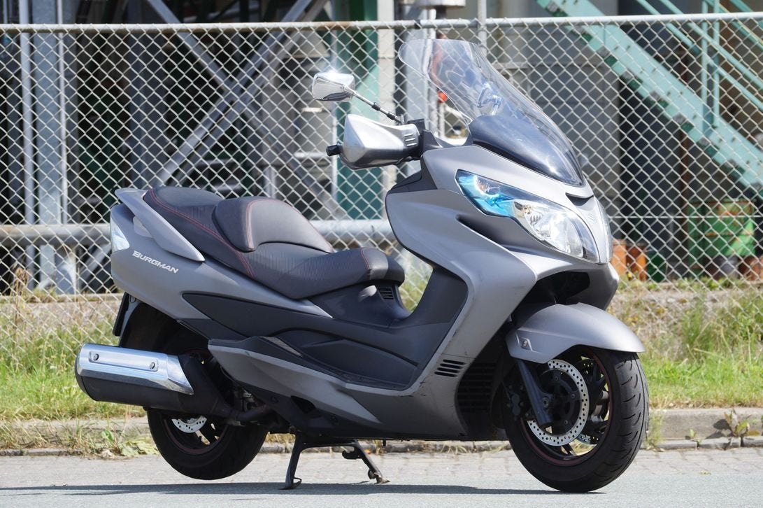 SUZUKI AN 400 BURGMAN ABS (bj 2015), Motoren, 400 cc, Bedrijf, Onbekend, Onbekend
