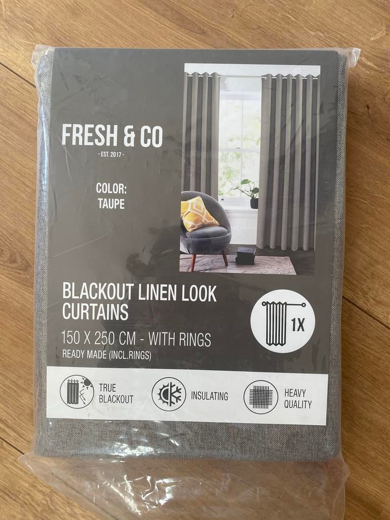 2 taupe gordijnen linnen look 150x250, Ophalen, Nieuw, Bruin