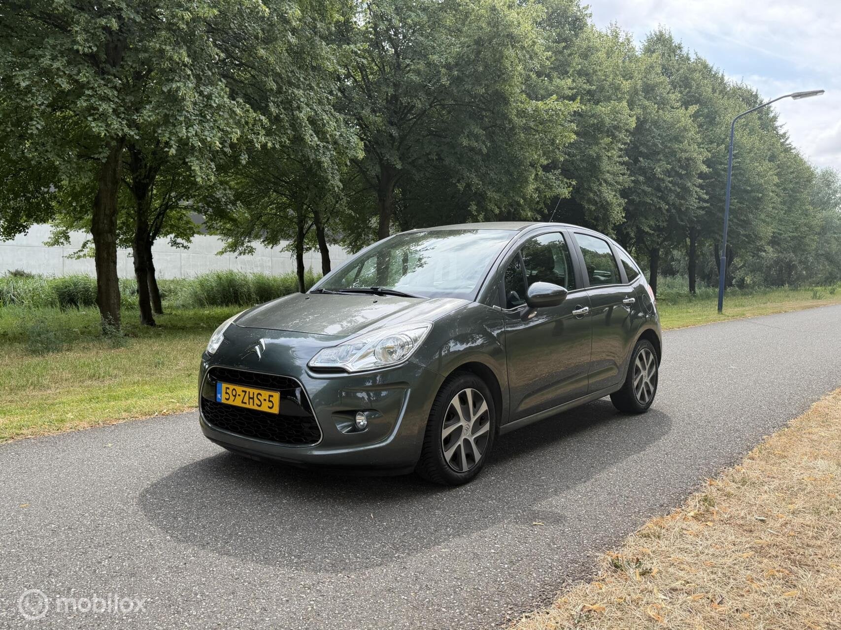Citroen C3 1.2 VTi Coll. Light*PARKEERSENSOR*CRUISE*APK 3/27, Auto's, Citroën, Voorwielaandrijving, Euro 5, 1199 cc, 82 pk