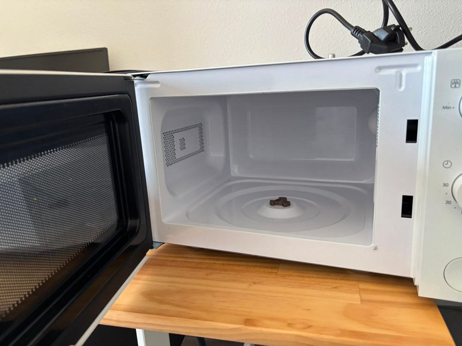 IKEA Tillreda magnetron, wit, zo goed als nieuw, Witgoed en Apparatuur, Magnetrons, Ophalen, Draaiplateau, Magnetron, Zo goed als nieuw