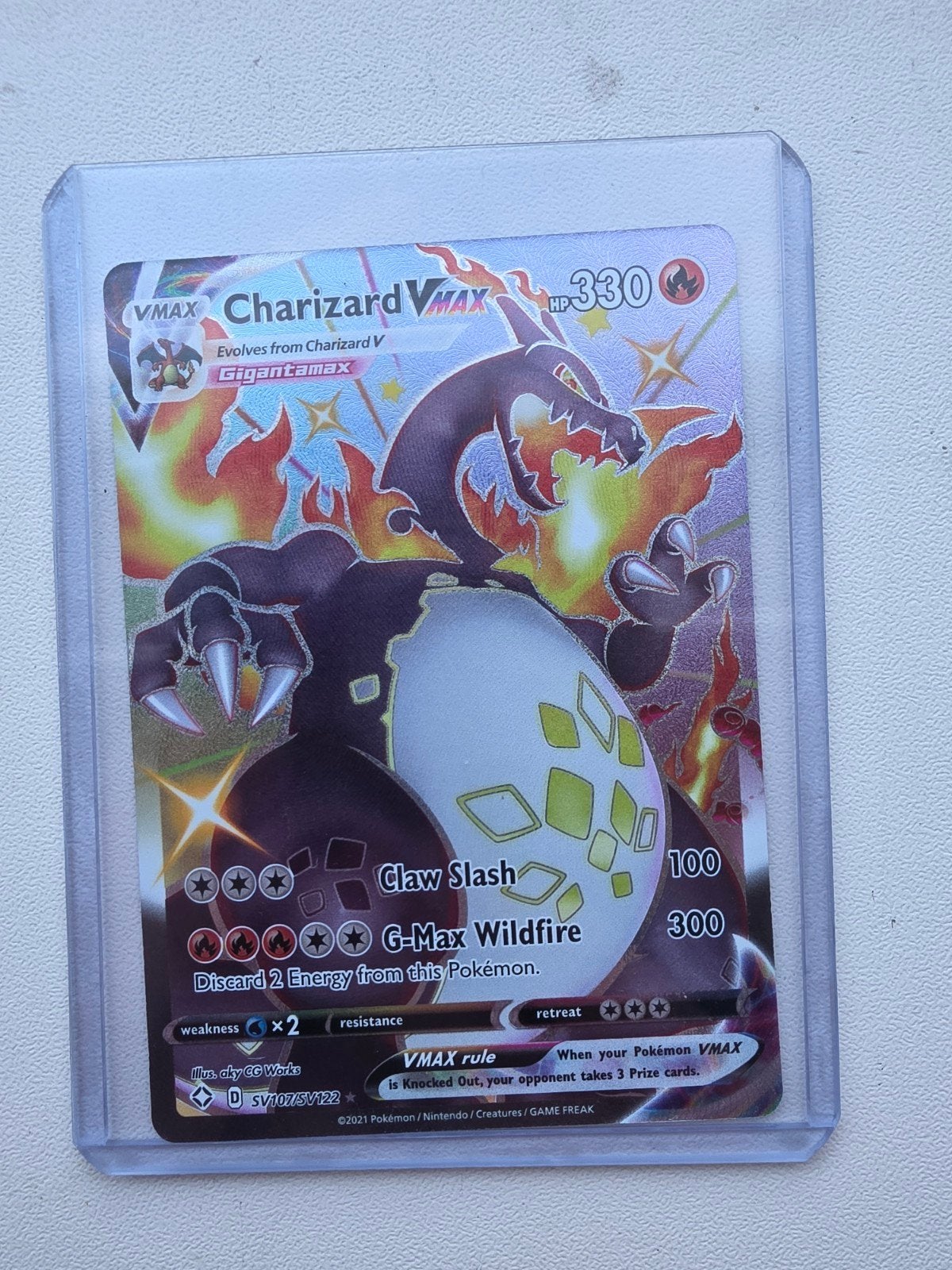 Charizard VMAX Gigantamax Pokémon Kaart D SV107/SV122, Hobby en Vrije tijd, Ophalen of Verzenden, Zo goed als nieuw, Losse kaart