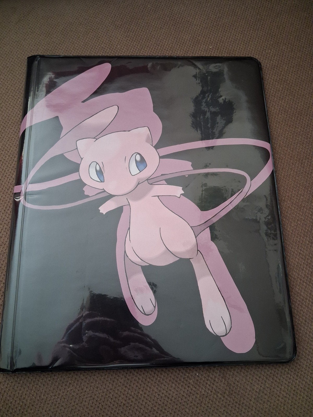 Nieuwe pokemon verzamelmap van Mew, Ophalen, Nieuw