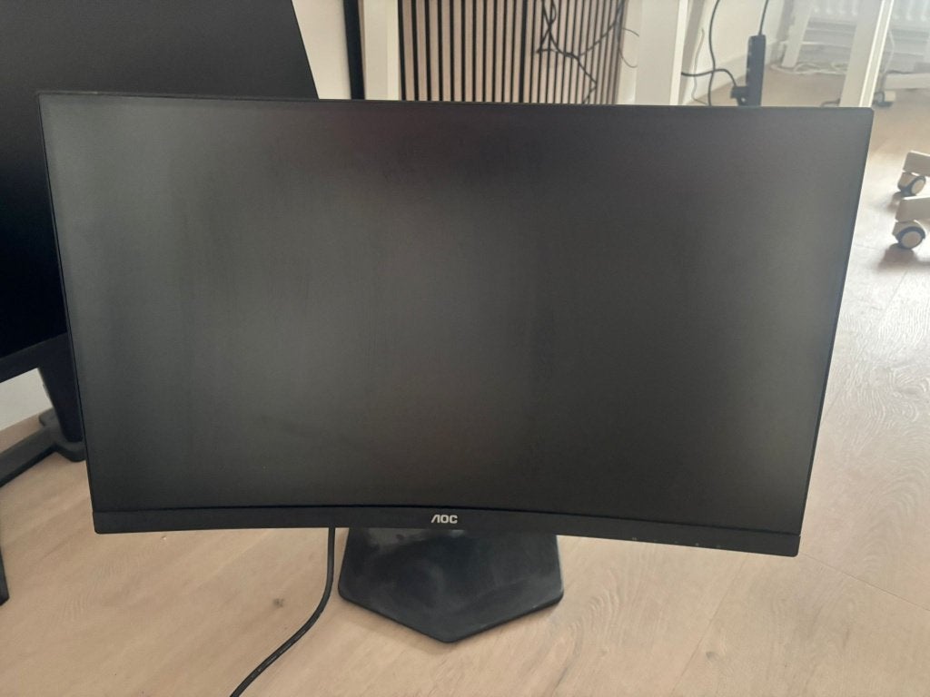 diverse monitoren zgan te koop, 101 t/m 150 Hz, Curved, Zo goed als nieuw, 1 tot 2 ms