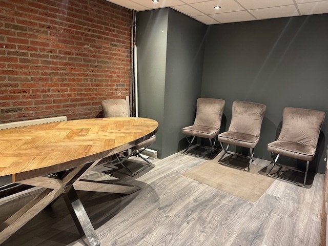 Eettafel Richmond met 4 stoelen, Huis en Inrichting, Tafels | Eettafels, Ophalen, 100 tot 150 cm, 200 cm of meer, Zo goed als nieuw