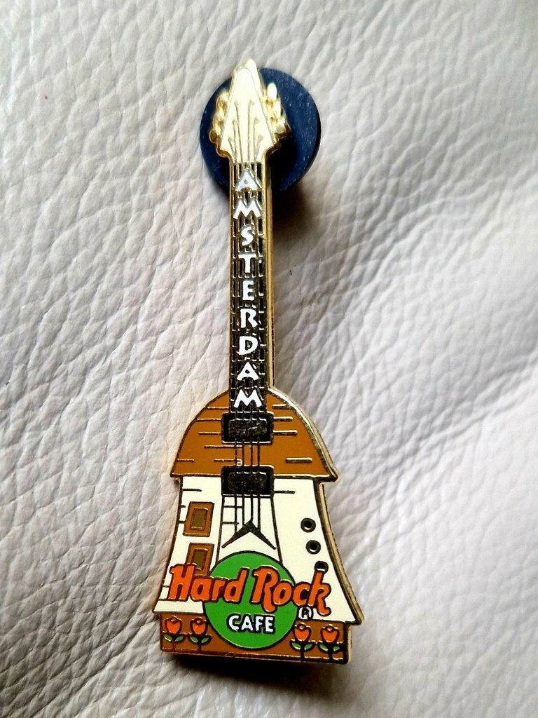 Hard rock cafe Amsterdam molen zonder wieken pin, Verzamelen, Ophalen of Verzenden, Zo goed als nieuw, Overige typen