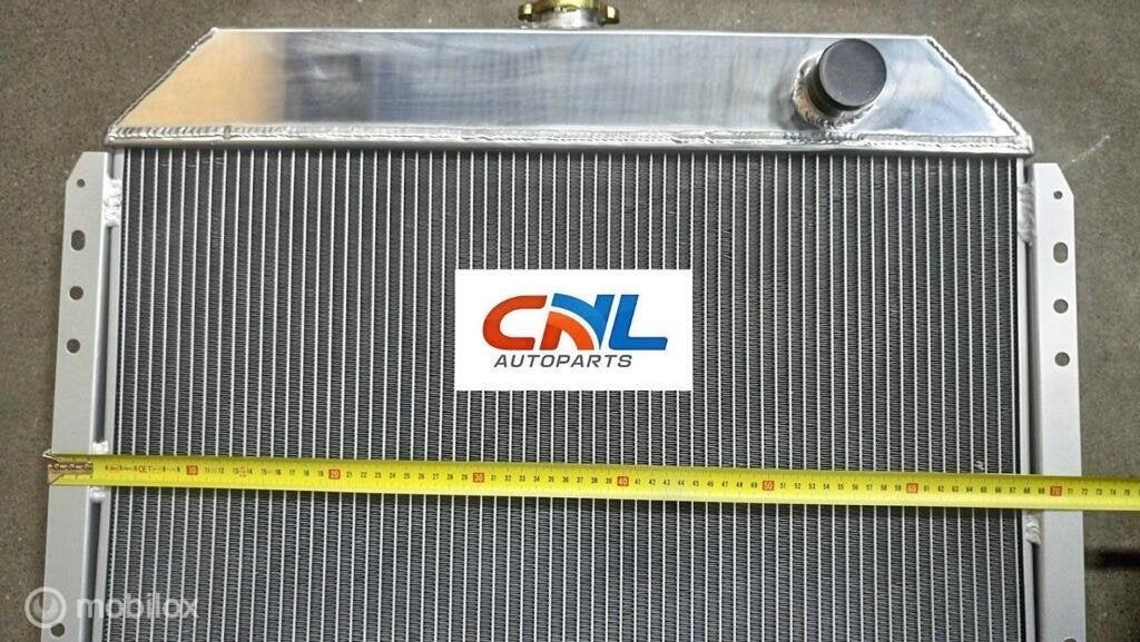 Radiateur FORD F100 F150 F250 F350 Bronco V8 1968-1979 69, Nieuw, Ophalen of Verzenden