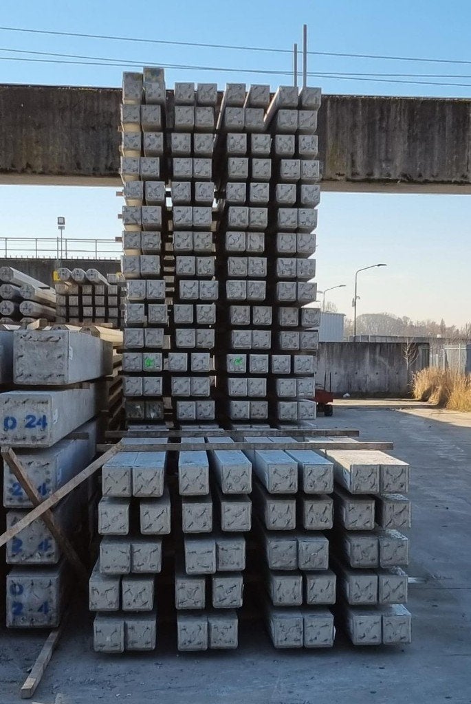 Heipalen stapelblokken keerwanden betonplaten legoblok beton, Verzenden, Zo goed als nieuw, Overige materialen, 100 mm of meer