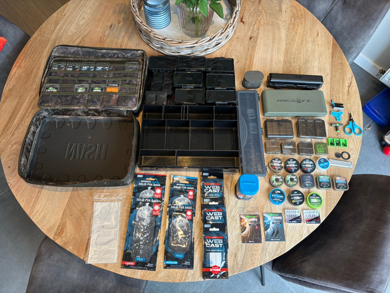 Nash tackletas/box + 40x Fox lood Nash tas / Nash cybershot, Watersport en Boten, Hengelsport | Karpervissen, Ophalen, Zo goed als nieuw