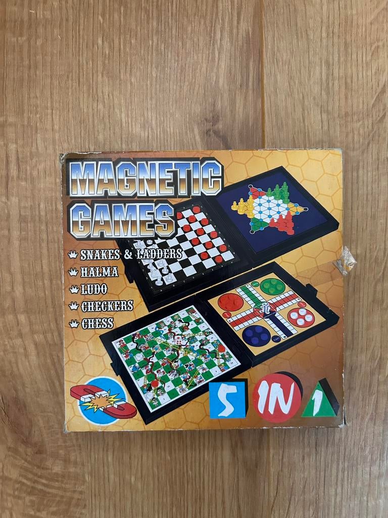5 games in 1, Hobby en Vrije tijd, Denksport en Puzzels, Ophalen, Minder dan 500 stukjes, Zo goed als nieuw, Rubik's of 3D-puzzel
