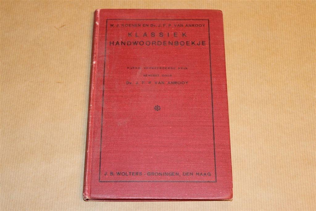 Klassiek Handwoordenboek [1926] — Grieks-Romeinse Mythologie, Ophalen of Verzenden, Gelezen, Van Dale, Latijn