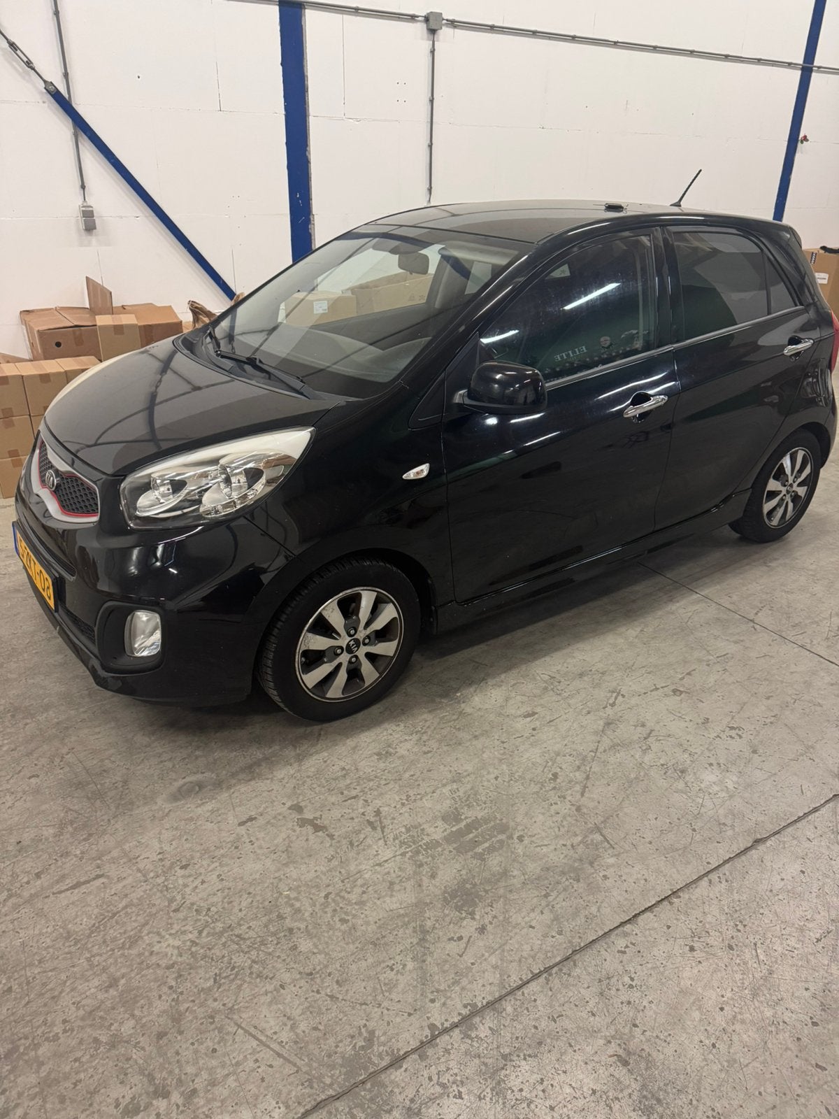 Kia Picanto 1.0 Cvvt 5-DRS 2015 Zwart, Auto's, Voorwielaandrijving, 400 kg, Zwart, Origineel Nederlands