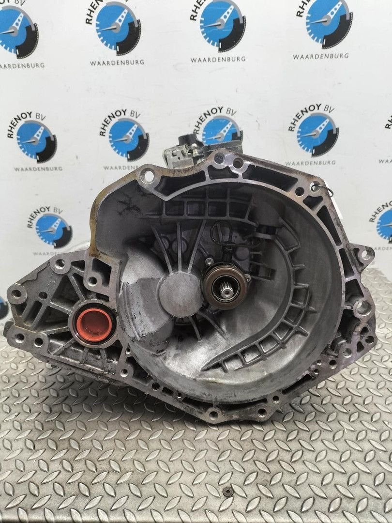 OPEL CORSA X15  TRANSMISSIE / VERSNELLINGSBAK 24585801 2017, Ophalen of Verzenden, Gebruikt, Stiba lid