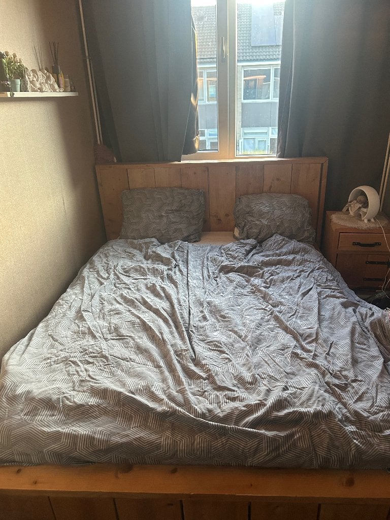 Houten 2 persoons bed, Ophalen, Gebruikt, Overige kleuren, Hout stijl