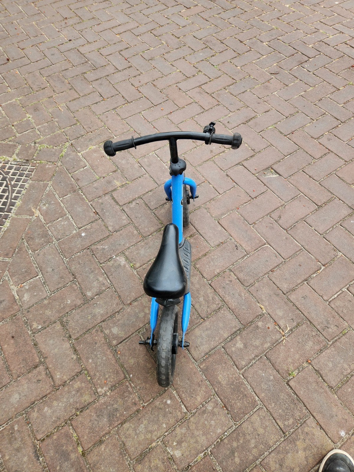 Loopfiets voor 1-3 jaar met handige draagband, Ophalen, Gebruikt, Loopfiets