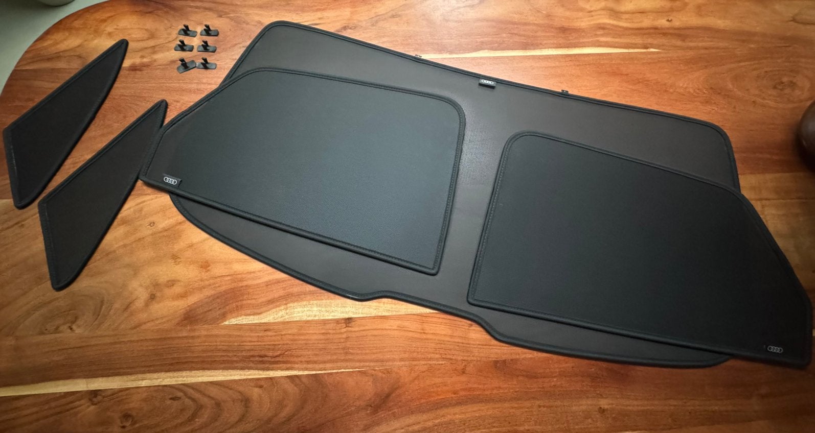 Origineel Audi Q3 zonwering / privacy shades / gordijntjes, Ophalen of Verzenden, Gebruikt, Audi