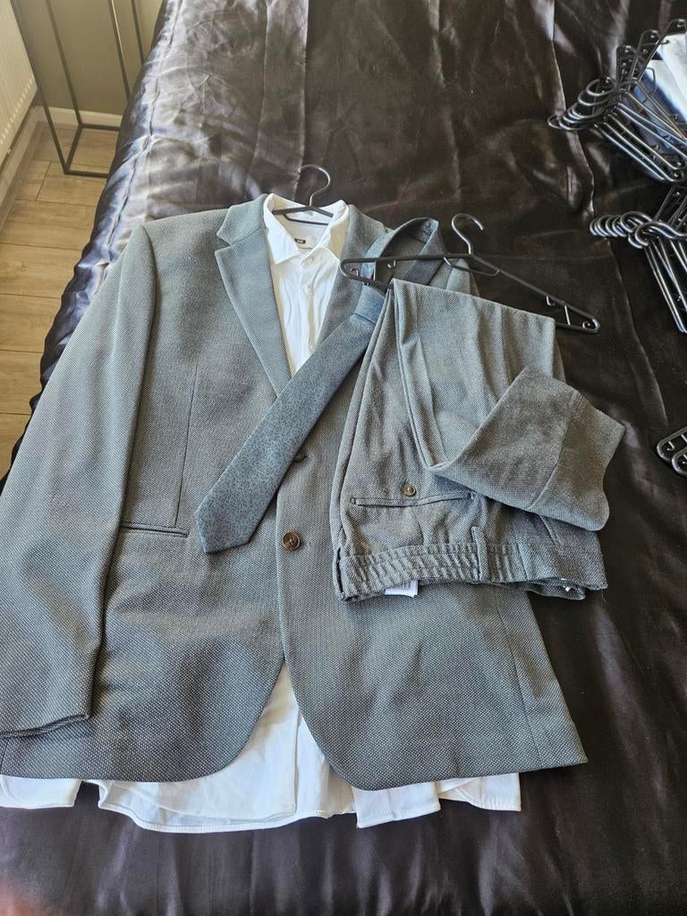 Compleet pak WE maat M, Kleding | Heren, Kostuums en Colberts, Zo goed als nieuw, Maat 48/50 (M), Groen, Ophalen