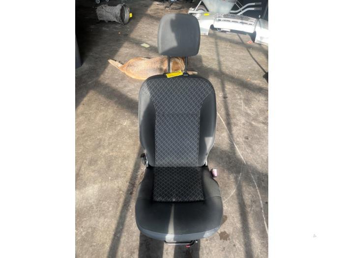 Stoel rechts van een Renault Kangoo, Auto-onderdelen, Interieur en Bekleding, Renault, Gebruikt, 3 maanden garantie, Ophalen of Verzenden