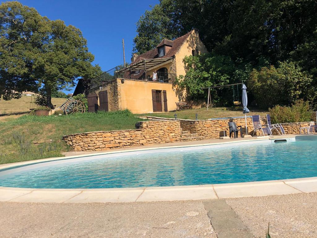 Vakantiehuisje met zwembad en prachtig uitzicht 8/9P, Vakantie, Open haard, In bergen of heuvels, Landelijk, Dordogne