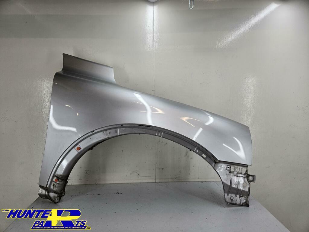 Voorscherm R kleurcode 426 Volvo XC90 I ('02-'14) 30796495, Gebruikt, Ophalen of Verzenden, Volvo, Volvo