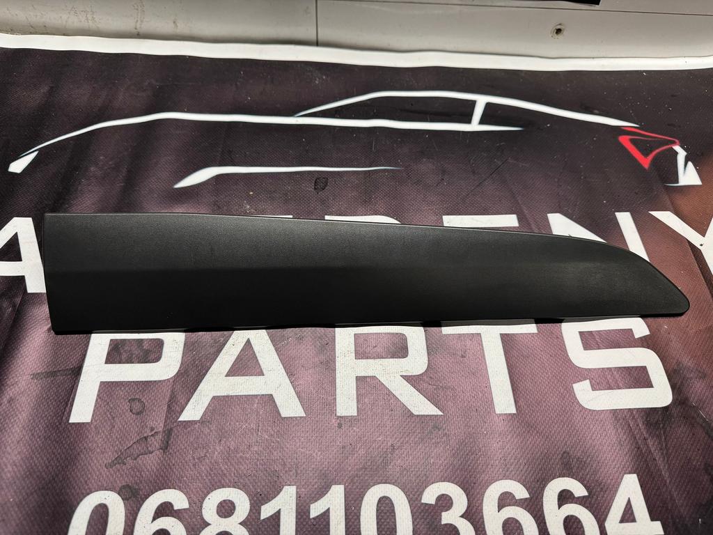 Ford Transit Courier Sierlijst Achterscherm ET76-29396-A, Gebruikt, -, -, Rechts