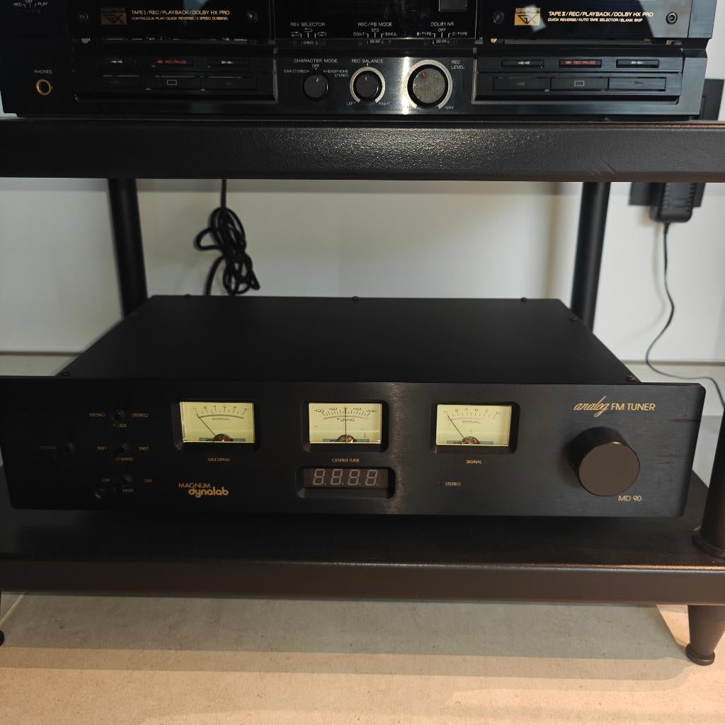 Magnum Dynalab MD90, Ophalen, Zo goed als nieuw, Radio