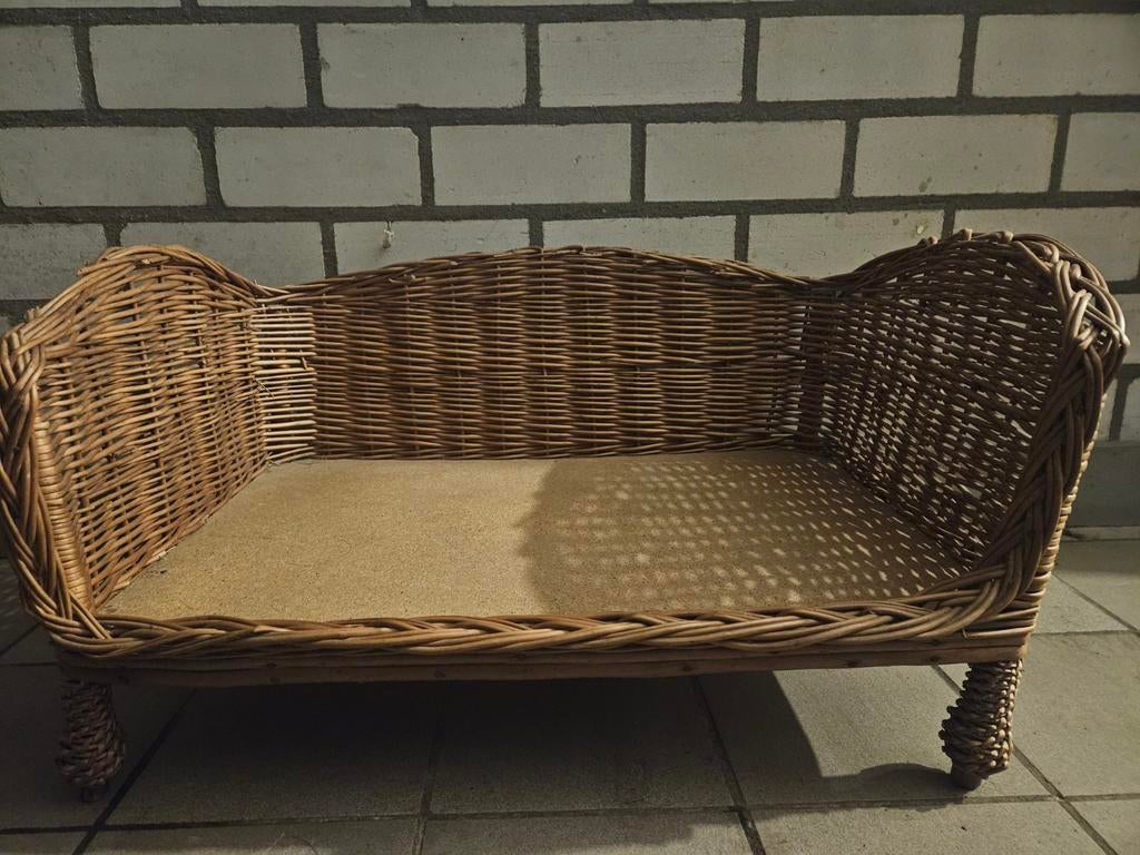 rieten hondenmand met harde bodem, Dieren en Toebehoren, Ophalen of Verzenden, Gebruikt, Riet