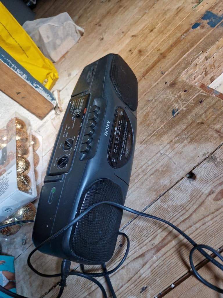 Sony cfs-b11 radio ghettoblaster, Ophalen