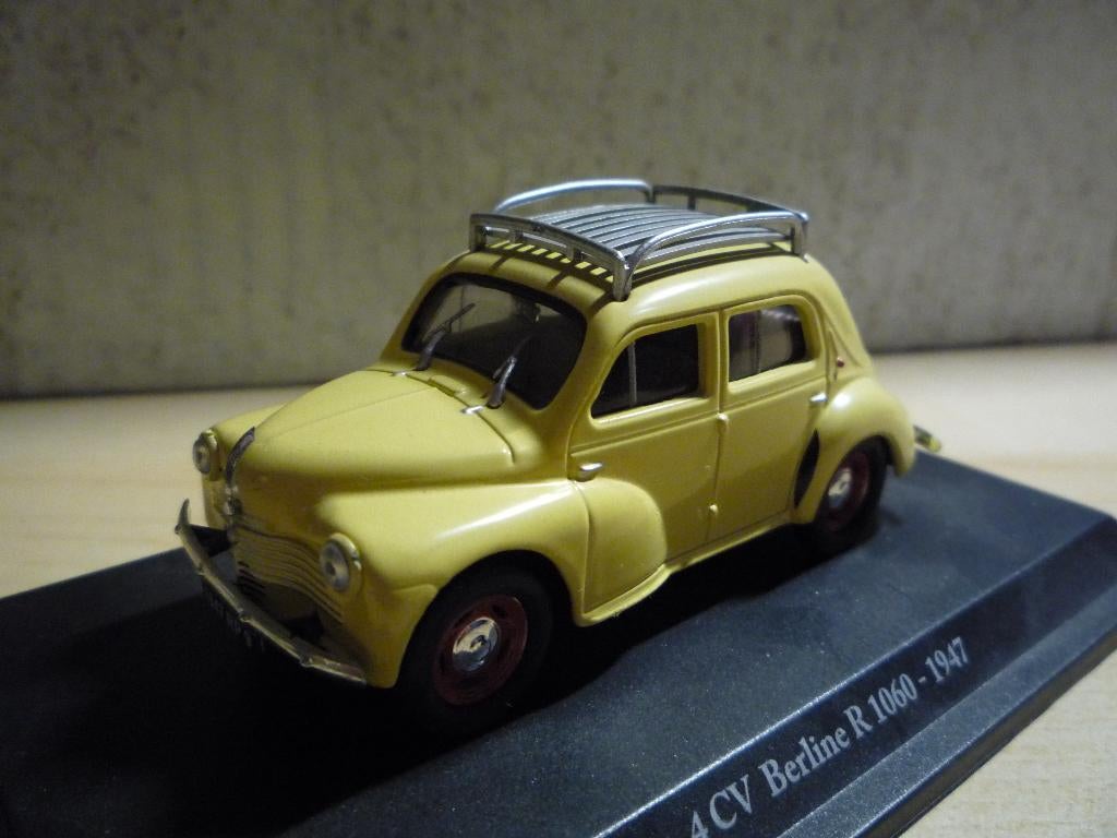 Renault 4 CV Berline R 1060 1947 Eligor 1:43, Hobby en Vrije tijd, Modelauto's | 1:43, Ophalen of Verzenden, Zo goed als nieuw
